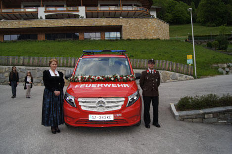 Das neue MTF mit Patin Christl und Fahrer Wolfgang