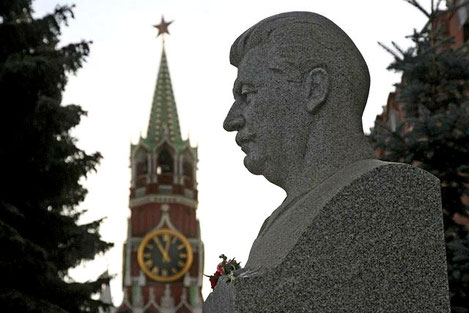 В России предложили перезахоронить Сталина в Грузию
