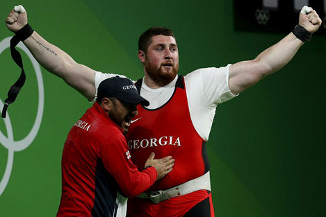 Грузинский тяжелоатлет Лаша Талахадзе стал абсолютным чемпионом Европы