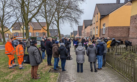 Verlegung vor dem Haus in der Schlägelstr. 36 (Foto: Manuel Izdebski)