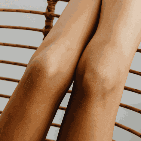 Was sind die Ursachen von knackenden Knie?