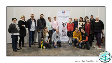 Photo de groupe avec le juge en 3è positiion et l'élève juge en 2ème à gauche