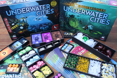 Brettspiel Inlay Organizer für Underwater Cities auf einem Tisch.