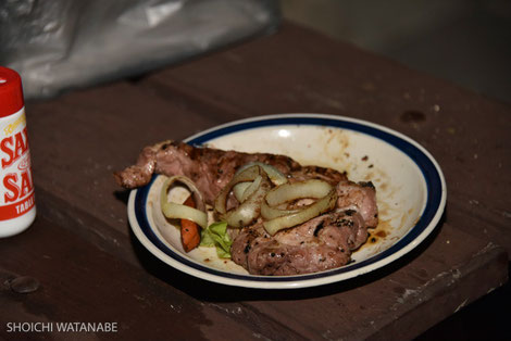 塩こしょう、焼き肉のたれも調達しておきました!