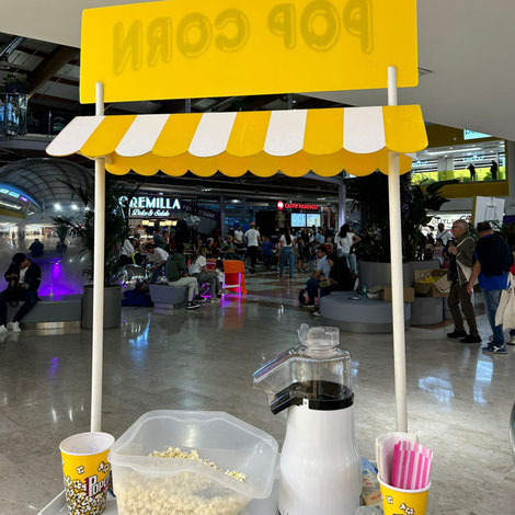 Noleggio carretto pop corn per feste ed eventi bambini Roma