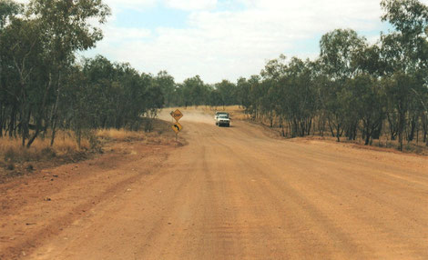 Auf der Fairfield Leopold Downs Road
