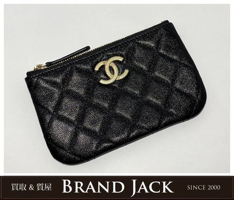 シャネル キャビアスキン スモールポーチ AP2967を高額買取