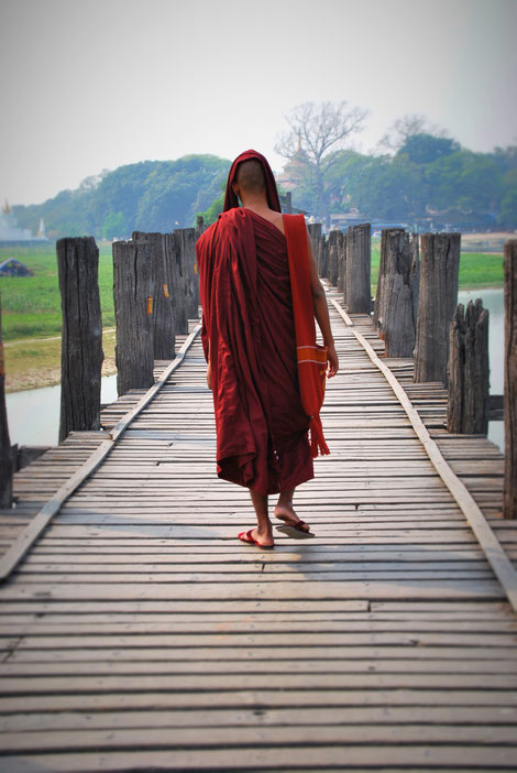 A long way down - Amarapura