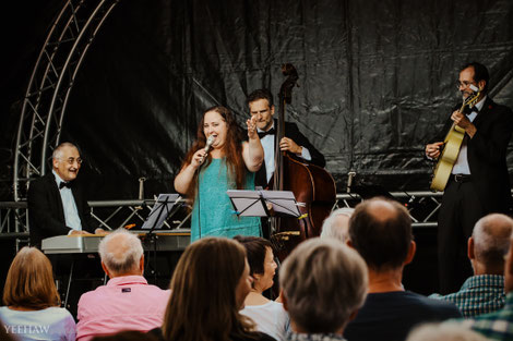 Tea for Three + Anne Czichowsky, Foto_YeehawPhotos_C.Annandale
