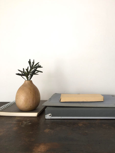 マンゴーウッドのフラワーベース｜Mango Wood Flower Vase