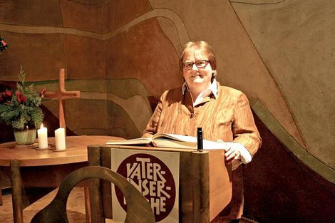 Unsere Pfarrerin Frau Heike Lüttgens