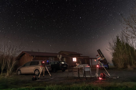 Unsere Sternwarte bei Nacht