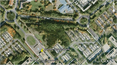 Entrée du Parc Saint Christophe, avenue de l'Entreprise à Cergy Pontoise