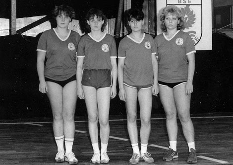 Die erfolgreiche Gunsleber Damenmannschaft: Anja Slotta, Anke Thomas, Daniela Buchholz und Jeanette Rahn (v.li.)
