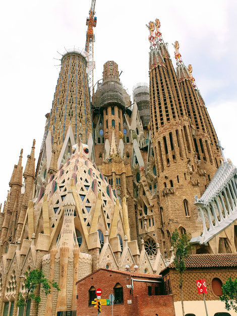 sagradafamilia-barcelone