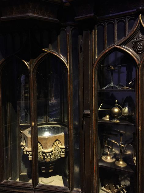 image: nina luca, warner bros london, warner bros studios, harry potter, hogwarts, hogwarts express, harry potter london, harry potter studios, london warner bros