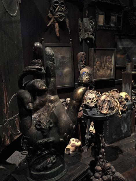 image: nina luca, warner bros london, warner bros studios, harry potter, hogwarts, hogwarts express, harry potter london, harry potter studios, london warner bros