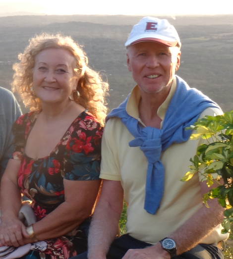 Susanne Sailer, 1. Vorsitzende und Heinz Huber, 2. Vorsitzender des Fördervereins Healing4theworld e. V.