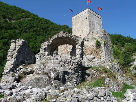 Chateau des comtes de Comminges - Bramevaque