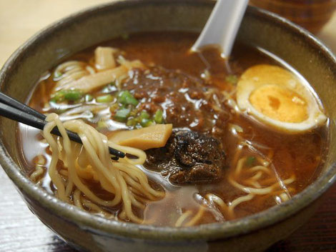 1杯で3度美味しい八丁味噌の郷の家康らぁめん