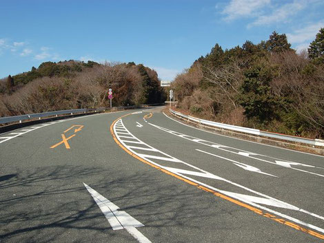 三河湾スカイライン(県道525号)を走る