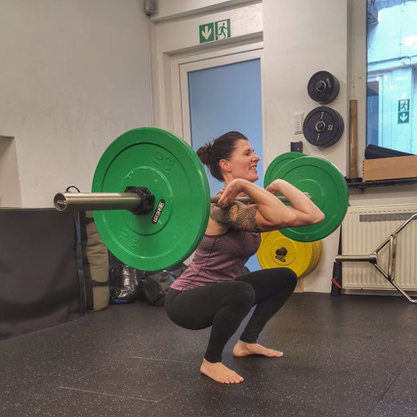 Kniebeuge Frontsquat Langhantel Funcfit Köln Pia Kettlebell Rheinland Mobility