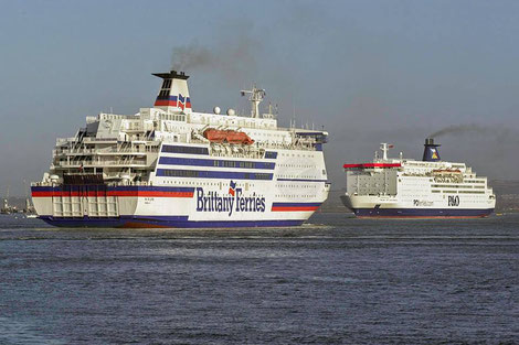 Brittany Ferries' Val de Loire leaving Portsmouth, passing one of her three sister-ships, operated at the time by P&O Ferries.