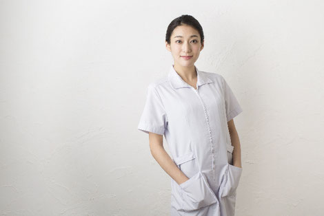 女性薬剤師の画像