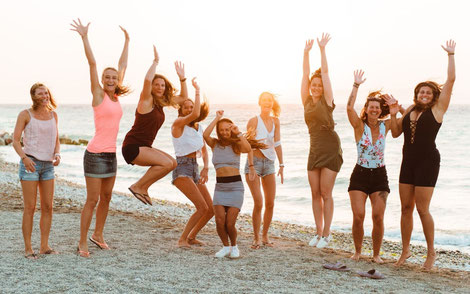 Female Empowerment Retreat and Kite Camp with kiteboarding, yoga, vegan food and daily workouts. 