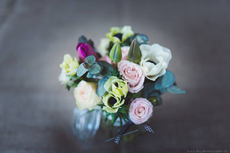 Un petit bouquet décoratif pour mon stand du salon du mariage
