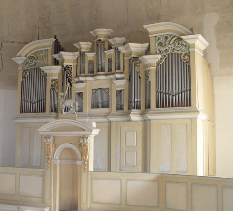 Abb. 12 Orgel der ehemaligen Schlosskirche Veste Heldburg, jetzt in der Apostelkirche Hildburghausen 