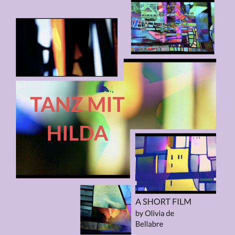 Filmplakat "Tanz mit Hilda": Auf fliederfarbenem Hintergrund sind 5 abstrakte Bilder aus buntem Licht.