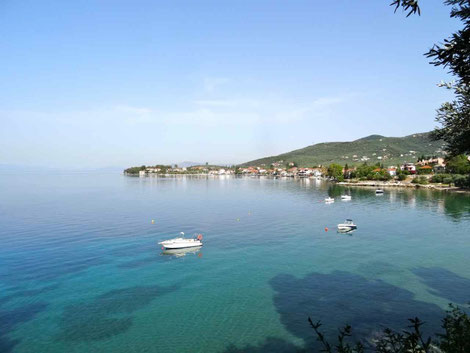 La baie de Kalo Nera vue du camping