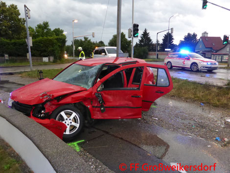 © Freiwillige Feuerwehr Großweikersdorf