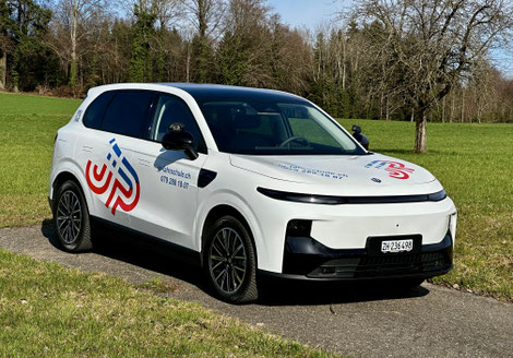 #jpfahrschulech #JP #JPFahrschule #Fahrschule #Fahrlektionen #Logo #Fahrlektionen #Auto #SEATLeon #Automatikschaltung 
