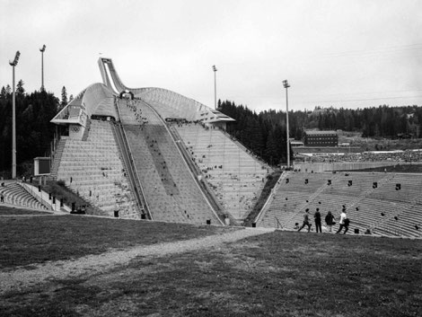 complete view of the famous Holmenkollen
