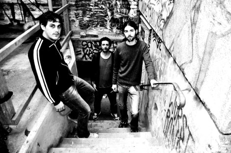 Foto de los miembros de Red Booster en las calles de Berlin