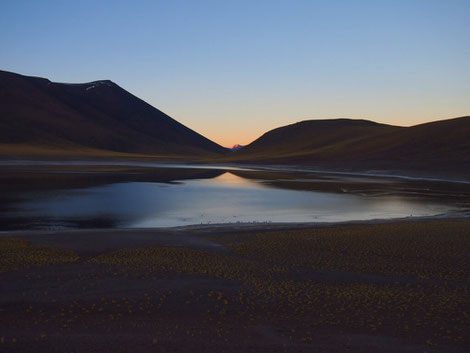 The rising sun over the Atacama - Dante Harker