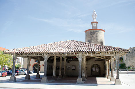 Halle de Saint Félix Lauragais - crédit photo : Couleur Média