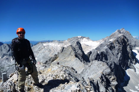 Jubiläumsgrat von der Zugspitze zur Alpspitze mit Bergführer, eindrucksvolle Gratkletterrei über den 7km langen Jubiläumsgrat mit Bergführer 