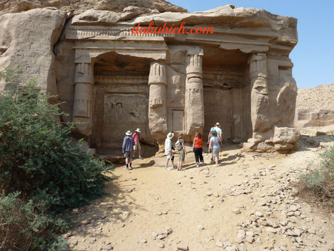 gebel silsileh croisière en dahabeyadahabieh en Egypte.
