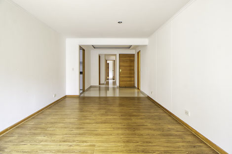 Bei der Auswahl des richtigen Fußbodens für Ihr Schlafzimmer sollten Sie zunächst entscheiden, welchen Look Sie erzielen möchten