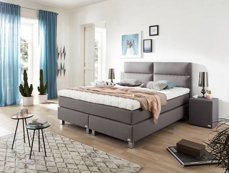 XXL Bett in 220x200 cm: Perfekter Schlafkomfort und großzügiger Platz. Ideal für Paare oder jeden, der Wert auf Stil und Bewegungsfreiheit legt.