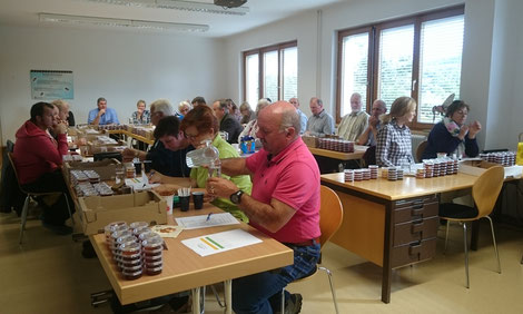 Die Kärntner Imkerschule als Standort für Lehre und Organisation bespielt mit ihren Aufgaben und Leistungen mehrere Bereiche und beherbergt Büro-, Seminar-, Sitzungs-, Lager-, Wirtschafts und Kühlräume, weiters das Labor und die Zuchtstation.