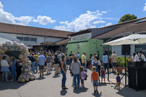 Grüner Sepp Foodtruck während der Vorbereitung einer Feier für 200 Personen