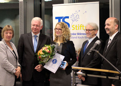Preisverleihung: Stifter Anke und Roland Koch, Preisträgerin Theresa Scholl MSc, Laudator Prof. Dr. Max Karl Einhäupl, Geschäftsführer Helmut Hehn. Foto: Galina Görl
