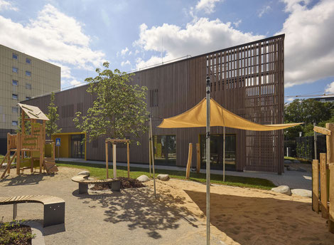 Lasst uns Kinder Kinder sein – in Nürnbergs erster jüdischer Kindertagesstätte. Seit dem Sommer besuchen Kinder zwischen ein und fünf Jahren diesen Ort der Toleranz, der Vielfalt und des Miteinanders. Foto: IKGN