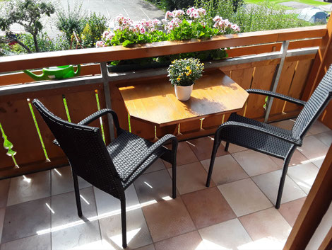Balkon mit Sitzmöglichkeit