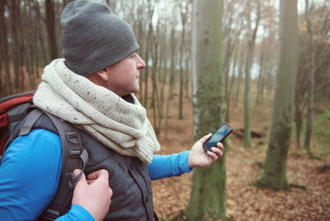 Geocaching en équipe dans les Pyrénées