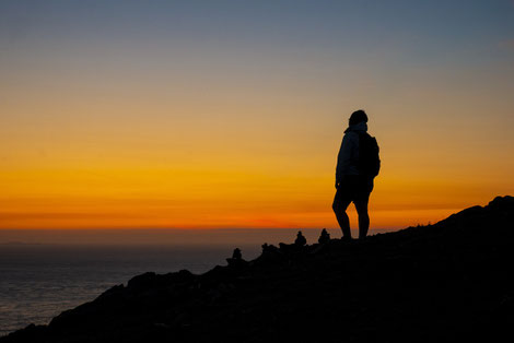 balade coucher de soleil dans les Pyrénées